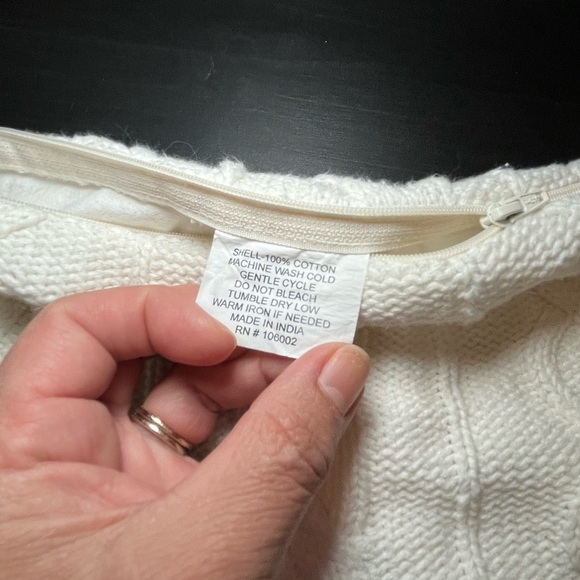 Cable knit lumbar Throw pillow - Picture 7 of 10